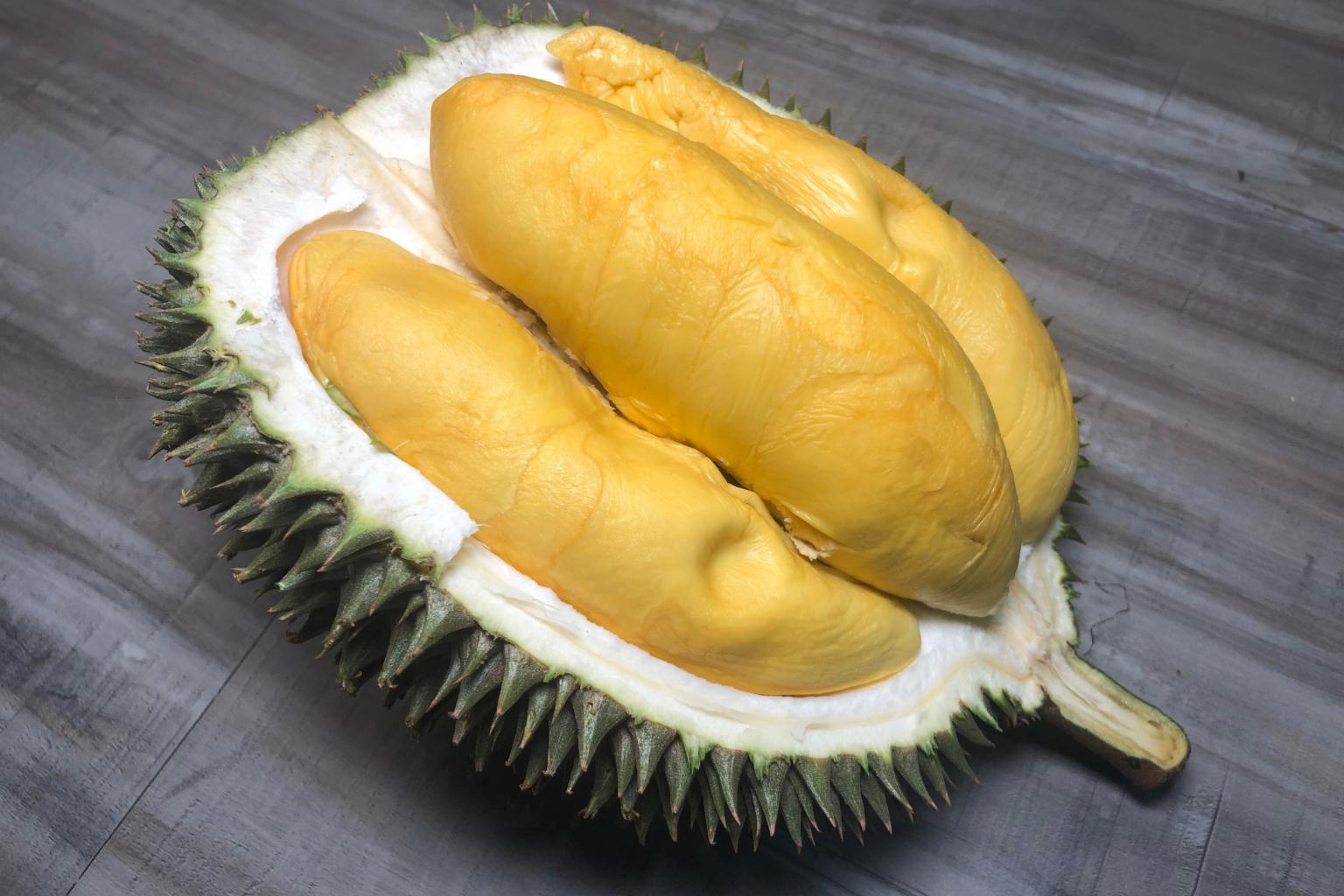 Manfaat Mengonsumsi Buah Durian Untuk Kesehatan Tubuh | Luniversam.com